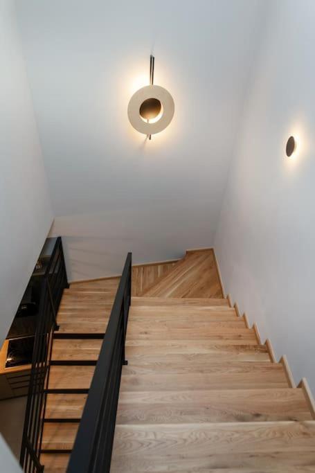 The Middle House Apartment Satu Mare Ngoại thất bức ảnh